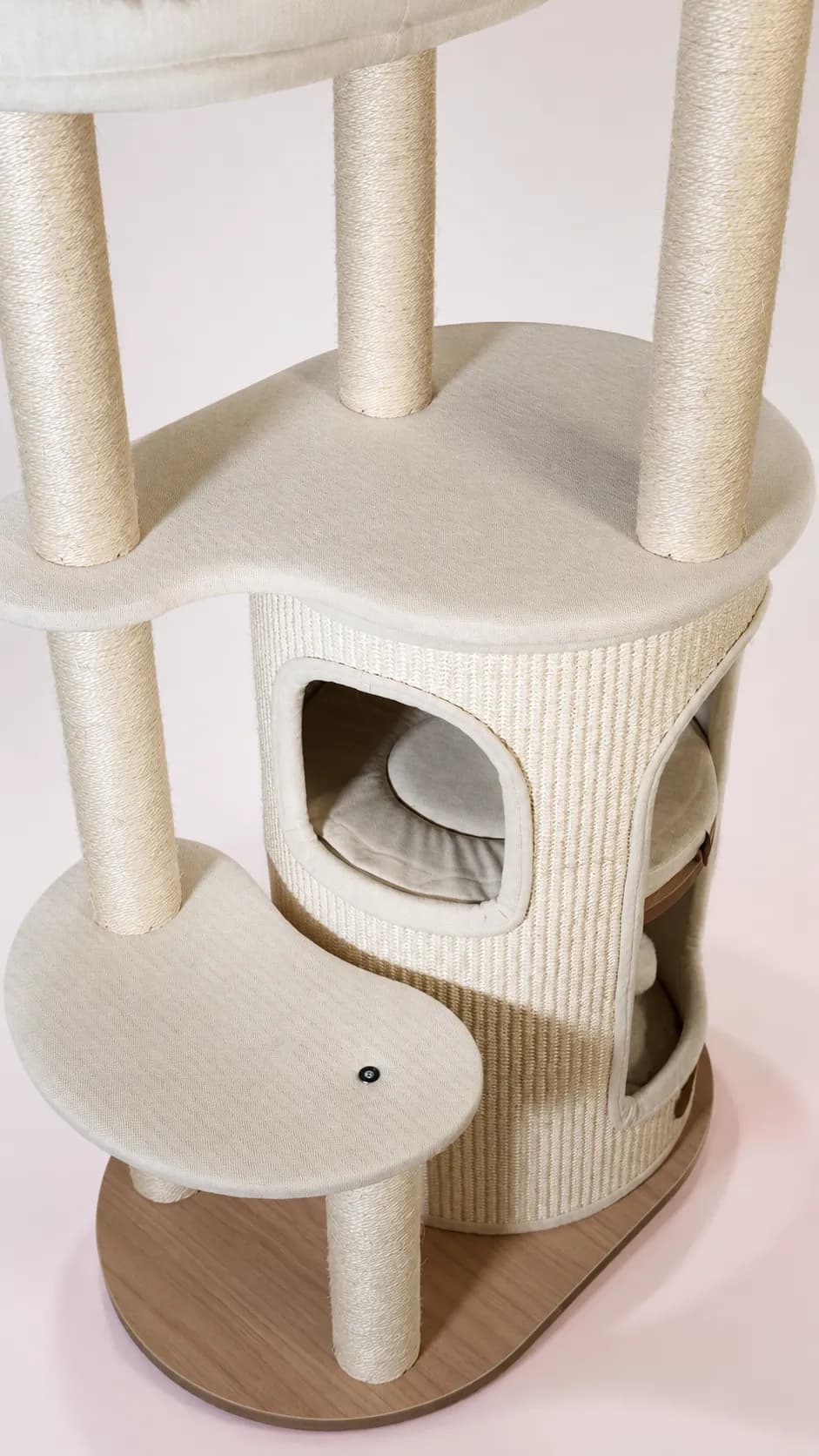 Cat Residence